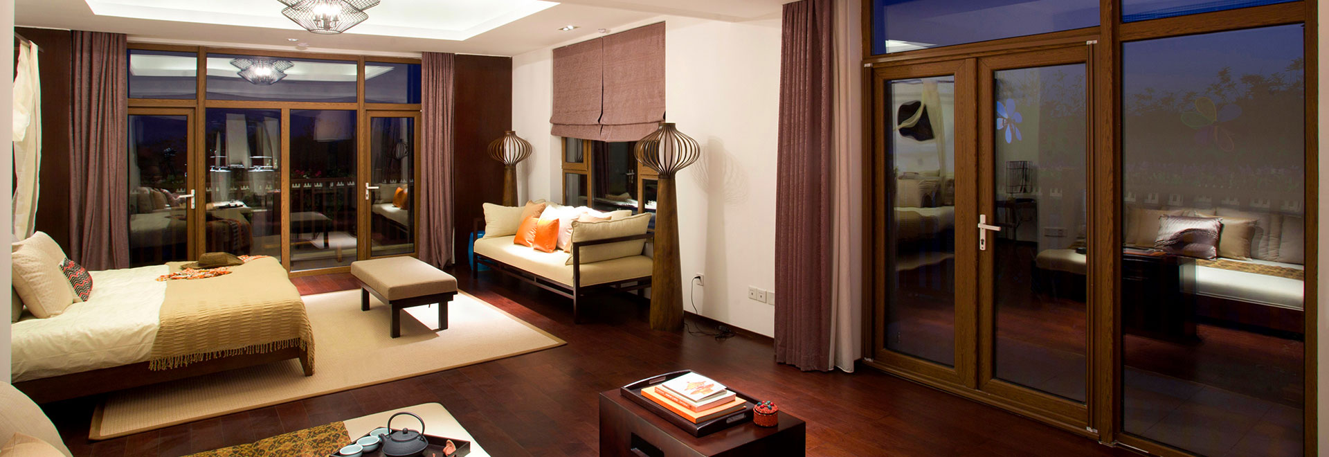 Lifestyle Shot - Sliding Door